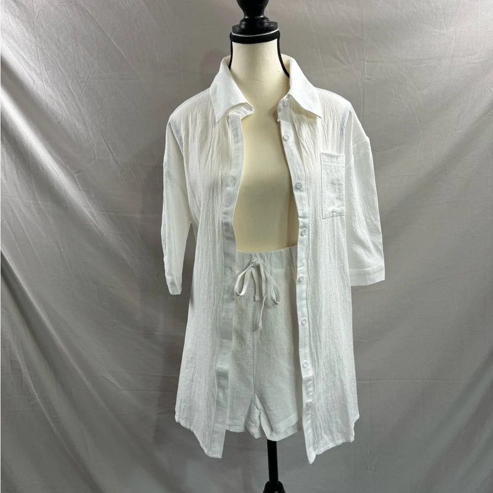 White High Low Hem Blouse With Shorts - Picture 7 of 10